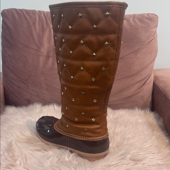 Brown Quilted Women's Boots - Picture 6 of 8
